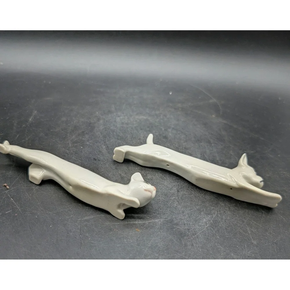 Set/2 Art Deco Pfeffer Gotha Vintage White Porcelain Cat and Dog Knife Rests 3